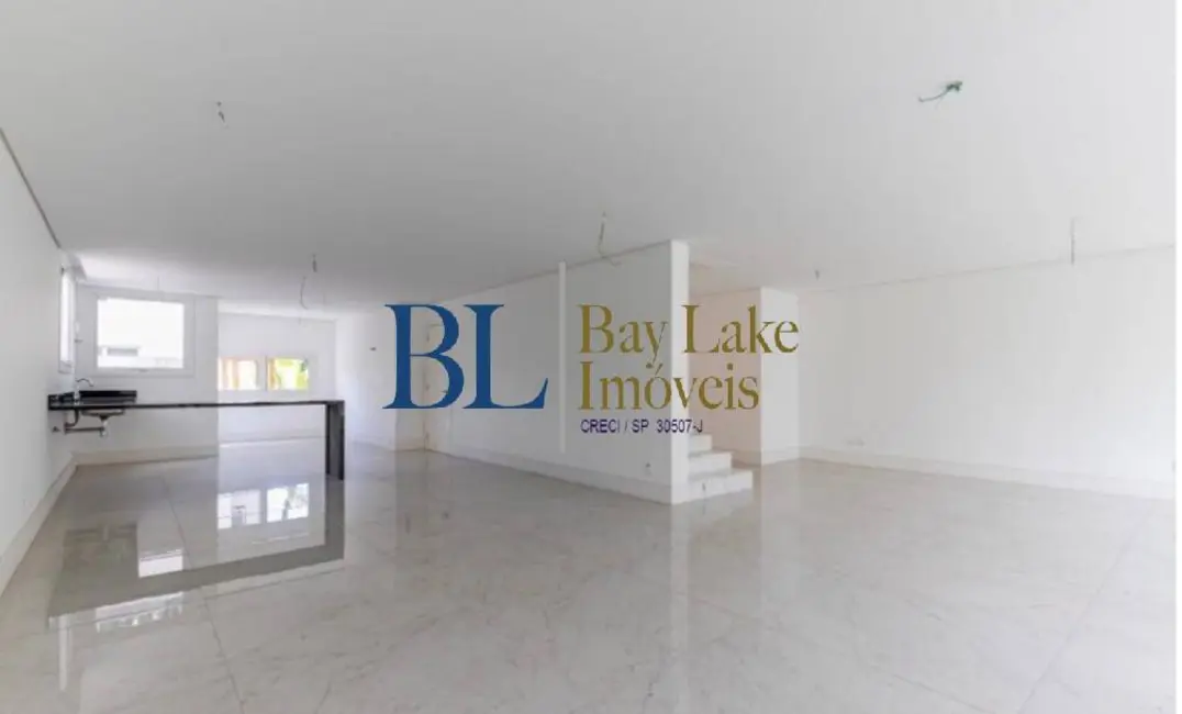 Casa com 4 quartos à venda, 525m2 em Chácara Santo Antônio (Zona Sul), São Paulo - SP - imagem 2 Foto 2 de Casa com 4 quartos à venda, 525m2 em Chácara Santo Antônio (Zona Sul), São Paulo - SP