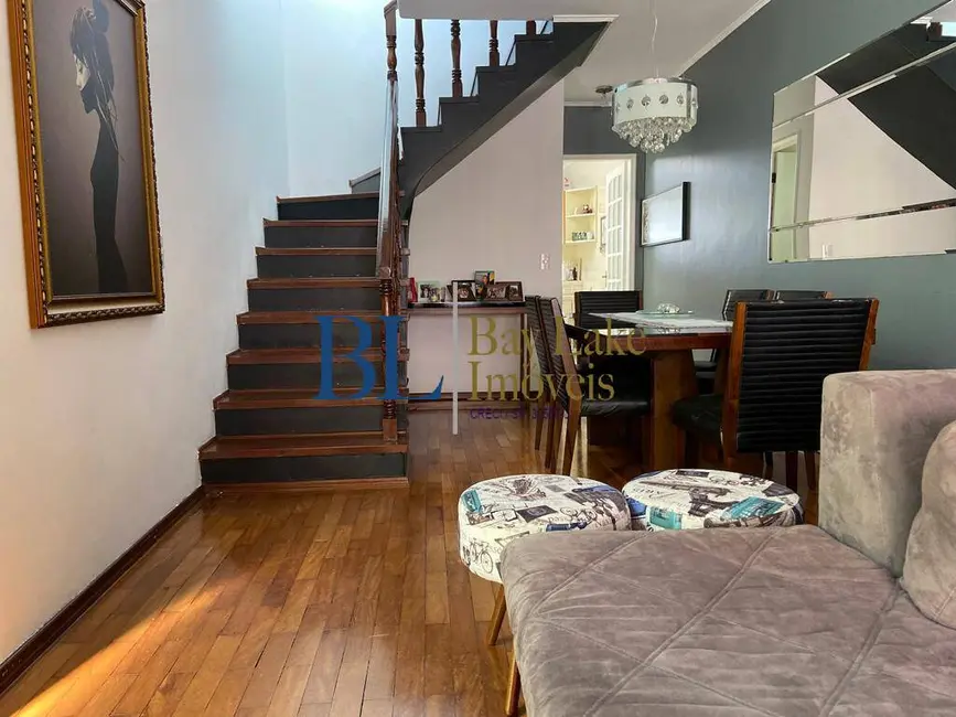 Sobrado com 3 quartos à venda, 170m2 em Vila Oratório, São Paulo - SP - imagem 1 Foto 1 de Sobrado com 3 quartos à venda, 170m2 em Vila Oratório, São Paulo - SP