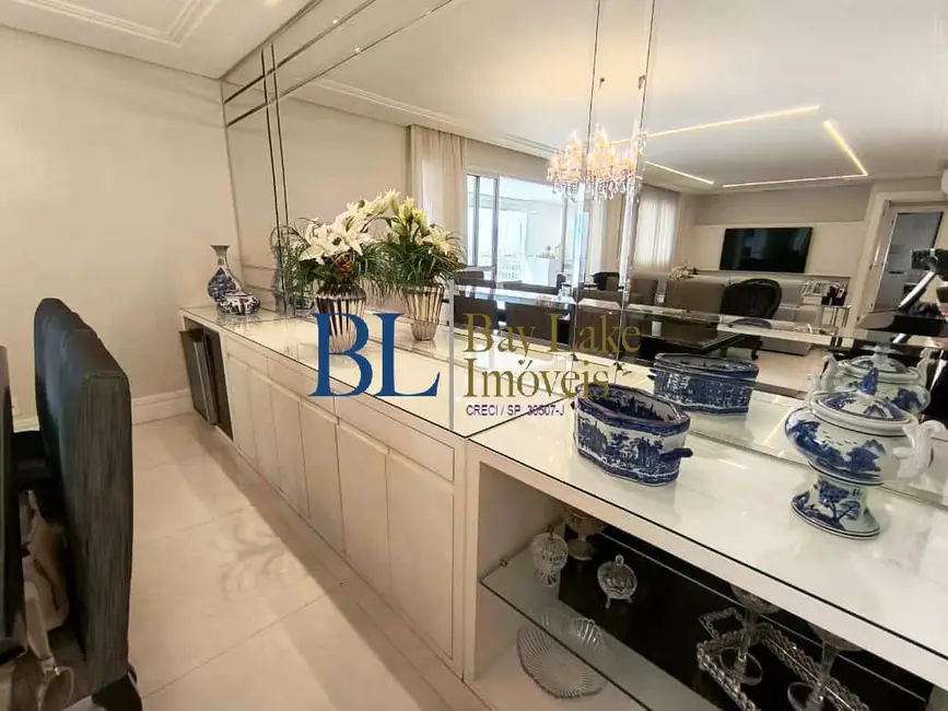 Apartamento com 3 quartos à venda, 152m2 em Tatuapé, São Paulo - SP - imagem 9 Foto 9 de Apartamento com 3 quartos à venda, 152m2 em Tatuapé, São Paulo - SP