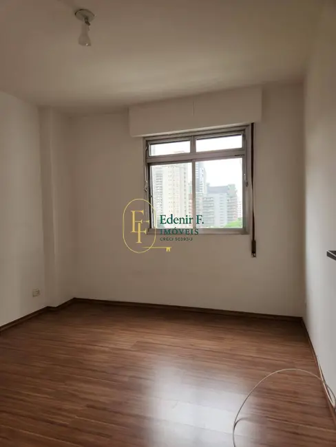 Apartamento com 2 quartos à venda, 80m2 em Moema, São Paulo - SP - imagem 9 Foto 9 de Apartamento com 2 quartos à venda, 80m2 em Moema, São Paulo - SP