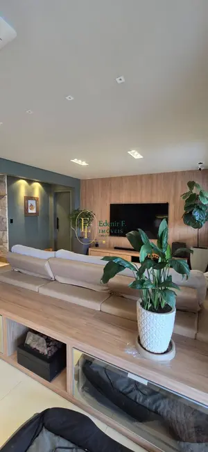 Apartamento com 3 quartos à venda, 164m2 em Tatuapé, São Paulo - SP - imagem 1 Foto 1 de Apartamento com 3 quartos à venda, 164m2 em Tatuapé, São Paulo - SP