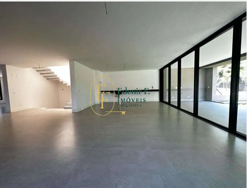 Casa de Condomínio com 4 quartos à venda, 943m2 em São Paulo - SP - imagem 4 Foto 4 de Casa de Condomínio com 4 quartos à venda, 943m2 em São Paulo - SP