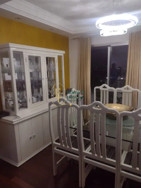 Apartamento com 3 quartos à venda, 138m2 em Tatuapé, São Paulo - SP - imagem 8 Foto 8 de Apartamento com 3 quartos à venda, 138m2 em Tatuapé, São Paulo - SP