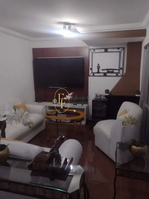 Apartamento com 3 quartos à venda, 138m2 em Tatuapé, São Paulo - SP - imagem 9 Foto 9 de Apartamento com 3 quartos à venda, 138m2 em Tatuapé, São Paulo - SP