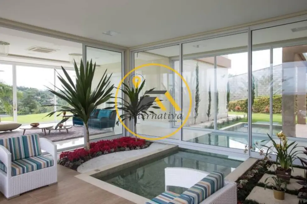 Casa com 5 quartos à venda e para alugar, 1180m2 em Sao Jose Dos Campos - SP - imagem 5 Foto 5 de Casa com 5 quartos à venda e para alugar, 1180m2 em Sao Jose Dos Campos - SP