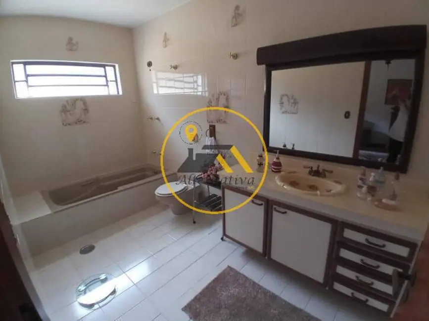 Foto 4 de Casa com 4 quartos à venda e para alugar, 380m2 em Sao Jose Dos Campos - SP