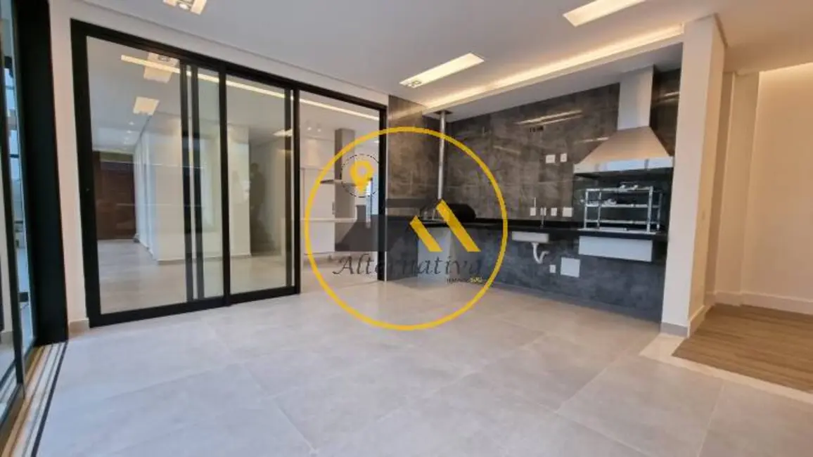 Casa com 4 quartos à venda, 386m2 em Sao Jose Dos Campos - SP - imagem 1 Foto 1 de Casa com 4 quartos à venda, 386m2 em Sao Jose Dos Campos - SP