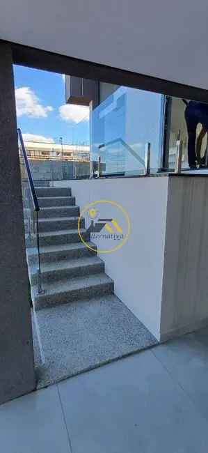 Casa com 3 quartos à venda, 236m2 em Sao Jose Dos Campos - SP - imagem 4 Foto 4 de Casa com 3 quartos à venda, 236m2 em Sao Jose Dos Campos - SP