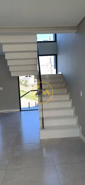 Casa com 3 quartos à venda, 236m2 em Sao Jose Dos Campos - SP - imagem 8 Foto 8 de Casa com 3 quartos à venda, 236m2 em Sao Jose Dos Campos - SP