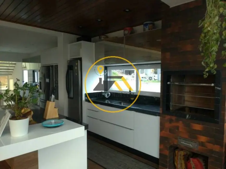 Foto 3 de Casa com 5 quartos à venda, 760m2 em Sao Jose Dos Campos - SP