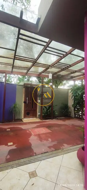 Foto 3 de Sobrado com 3 quartos à venda, 129m2 em Indaiá, Caraguatatuba - SP