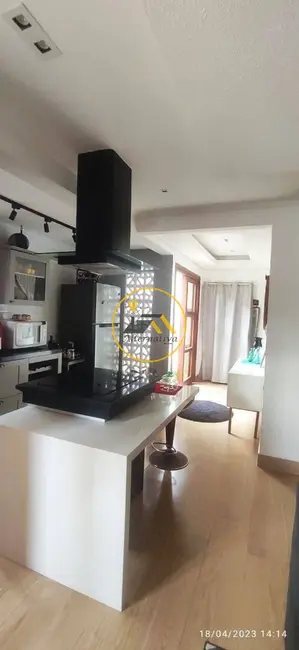 Foto 6 de Sobrado com 3 quartos à venda, 129m2 em Indaiá, Caraguatatuba - SP