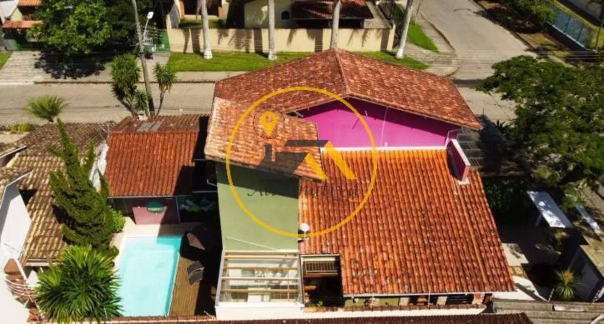 Foto 5 de Sobrado com 3 quartos à venda, 129m2 em Indaiá, Caraguatatuba - SP