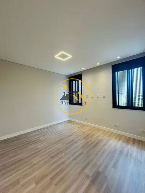 Sobrado com 4 quartos à venda, 390m2 em Sao Jose Dos Campos - SP - imagem 6 Foto 6 de Sobrado com 4 quartos à venda, 390m2 em Sao Jose Dos Campos - SP