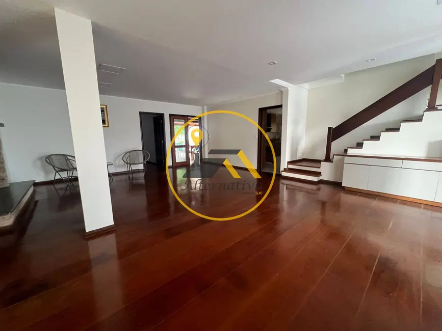 Foto 3 de Sobrado com 4 quartos à venda, 550m2 em Sao Jose Dos Campos - SP