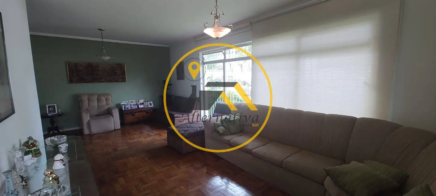 Foto 6 de Casa com 4 quartos à venda, 347m2 em Sao Jose Dos Campos - SP