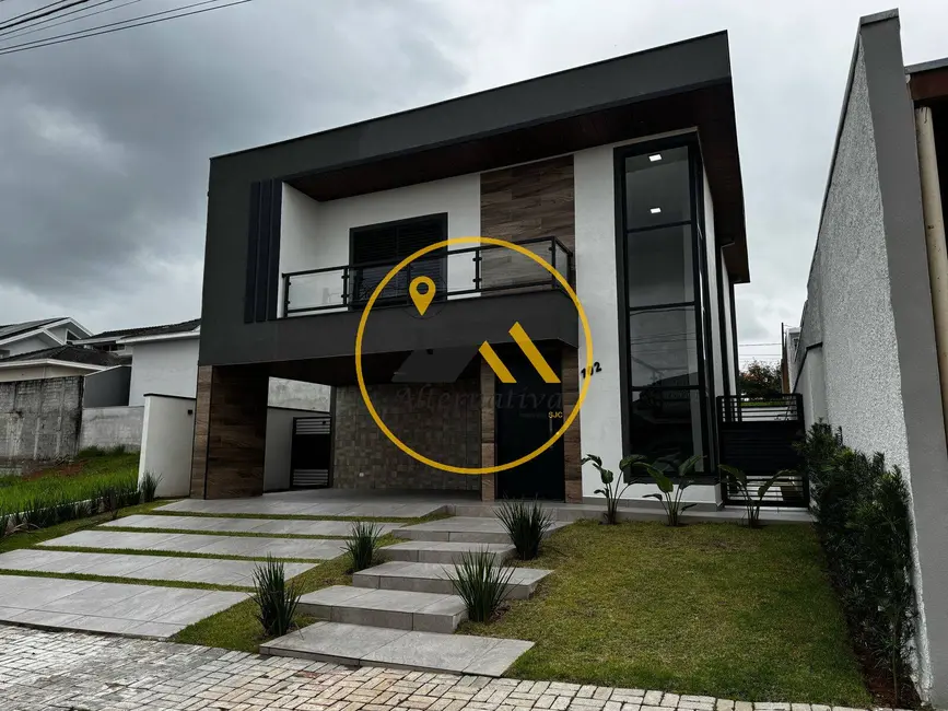 Casa com 4 quartos à venda, 250m2 em Sao Jose Dos Campos - SP - imagem 1 Foto 1 de Casa com 4 quartos à venda, 250m2 em Sao Jose Dos Campos - SP