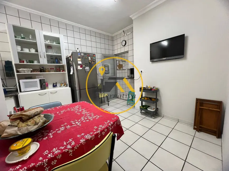 Foto 3 de Casa com 3 quartos à venda, 250m2 em Sao Jose Dos Campos - SP