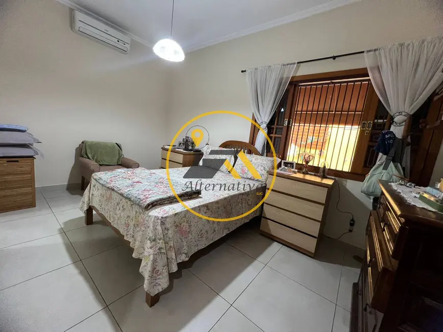 Foto 8 de Casa com 3 quartos à venda, 250m2 em Sao Jose Dos Campos - SP