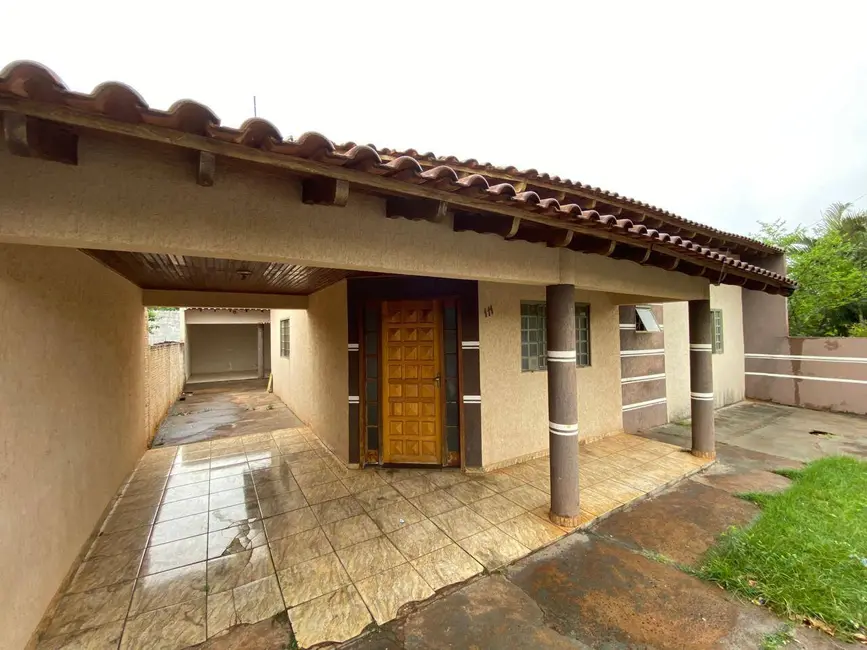 Foto 1 de Casa à venda, 300m2 em Altonia, PR