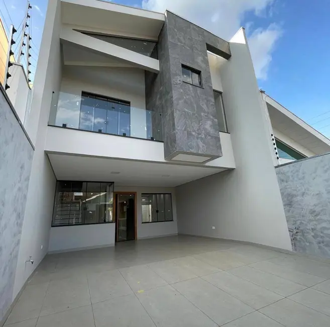Foto 1 de Sobrado com 4 quartos à venda em Cidade Jardim, Maringa - PR
