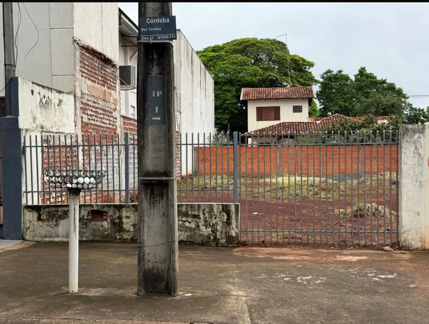 Foto 2 de Terreno / Lote à venda, 192m2 em Vila Santo Antônio, Maringa - PR