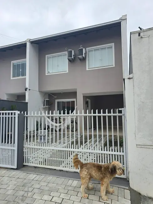 Sobrado com 2 quartos à venda em Barra Velha - SC - imagem 6 Foto 6 de Sobrado com 2 quartos à venda em Barra Velha - SC