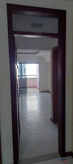 Foto 2 de Apartamento com 3 quartos para alugar em Ponto Central, Feira De Santana - BA