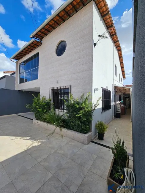 Foto 5 de Casa com 3 quartos à venda em Conceição, Feira De Santana - BA