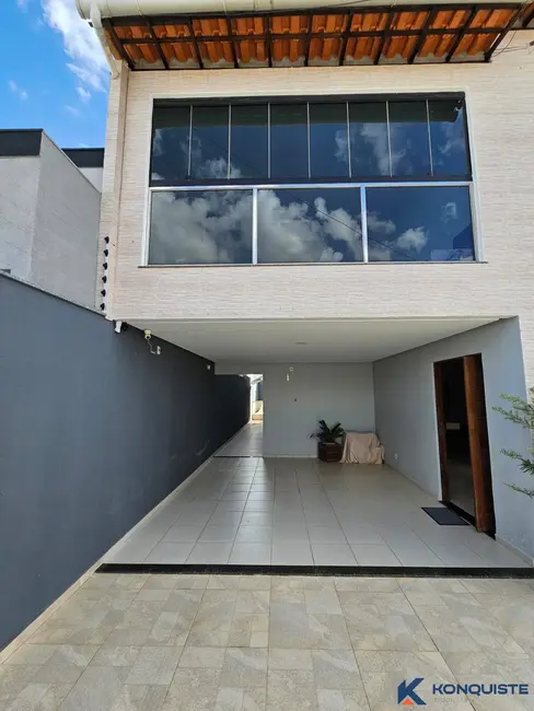Foto 3 de Casa com 3 quartos à venda em Conceição, Feira De Santana - BA