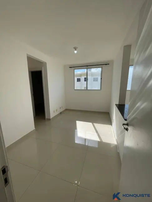 Foto 1 de Apartamento com 2 quartos à venda em Lagoa Salgada, Feira De Santana - BA