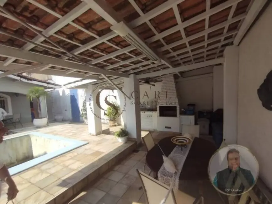Foto 5 de Casa com 3 quartos à venda, 480m2 em Guaiúba, Guaruja - SP