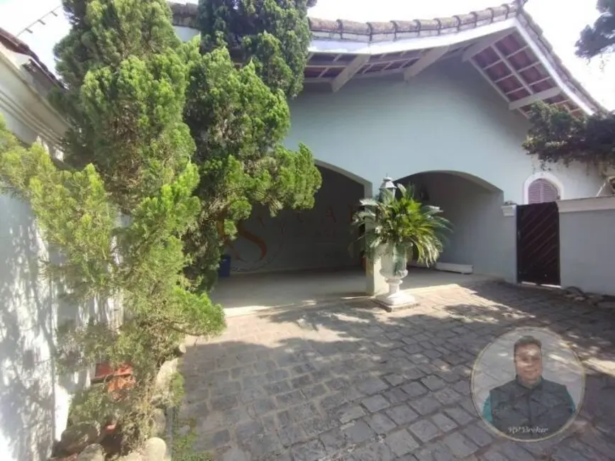 Foto 2 de Casa com 3 quartos à venda, 480m2 em Guaiúba, Guaruja - SP