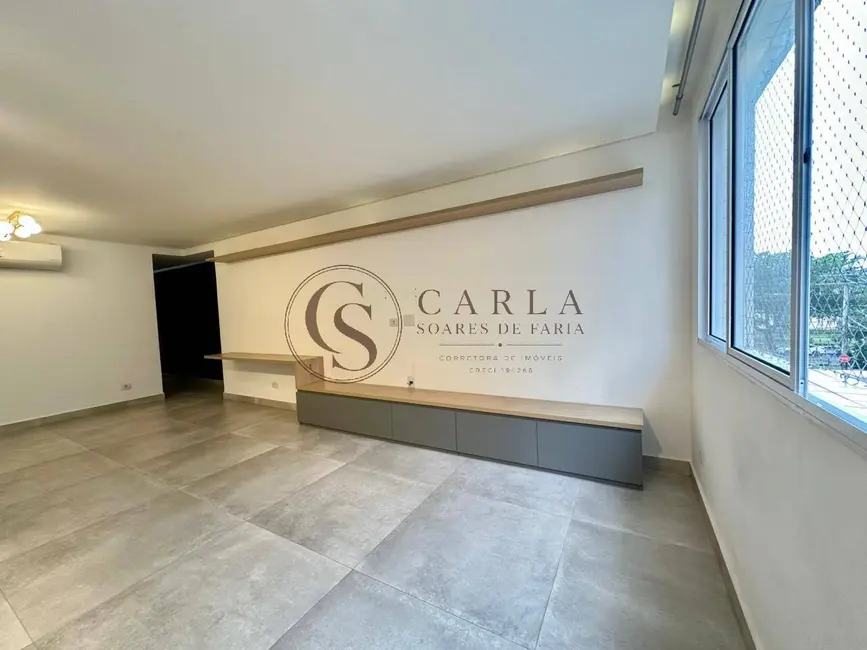 Apartamento com 3 quartos à venda, 127m2 em Gonzaga, Santos - SP - imagem 2 Foto 2 de Apartamento com 3 quartos à venda, 127m2 em Gonzaga, Santos - SP