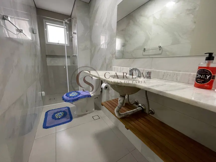 Foto 9 de Apartamento com 2 quartos para alugar, 70m2 em Jardim Astúrias, Guaruja - SP