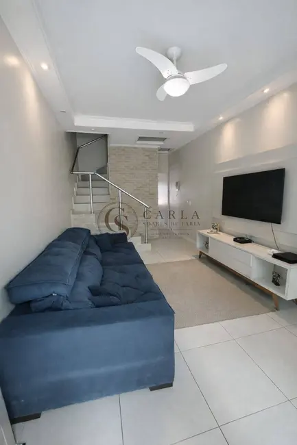 Foto 2 de Casa com 3 quartos à venda, 80m2 em Jardim Las Palmas, Guaruja - SP