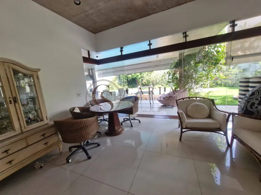 Foto 6 de Casa com 4 quartos à venda, 650m2 em Enseada, Guaruja - SP