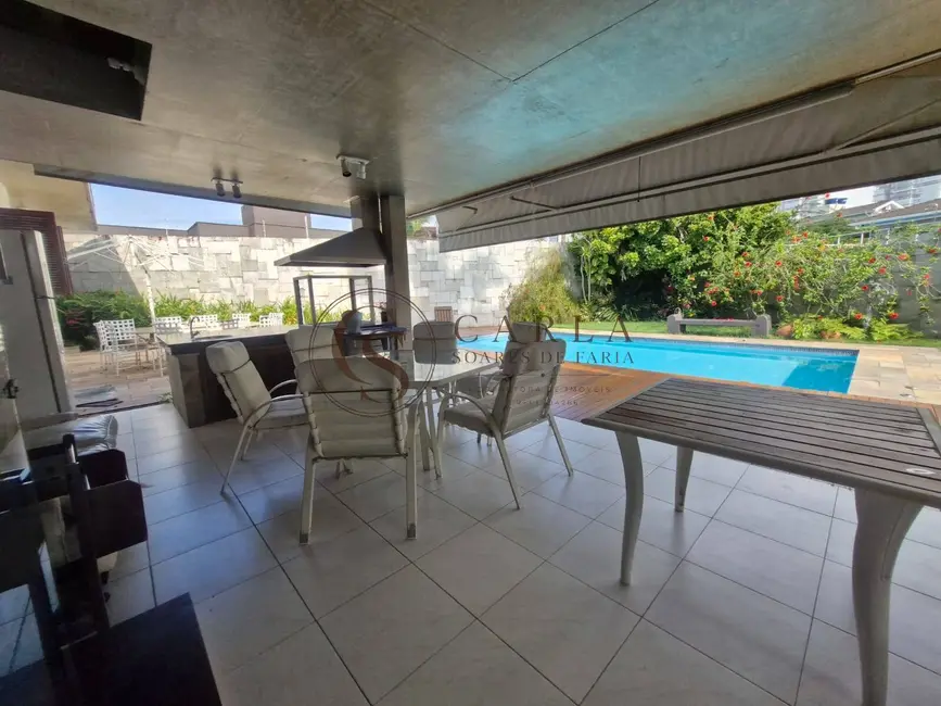 Foto 1 de Casa com 4 quartos à venda, 650m2 em Enseada, Guaruja - SP