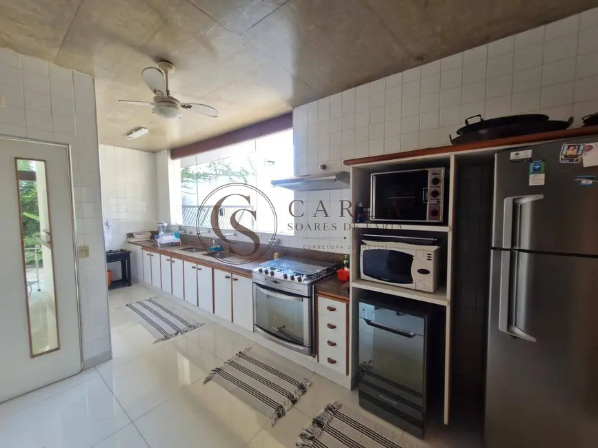 Foto 5 de Casa com 4 quartos à venda, 650m2 em Enseada, Guaruja - SP