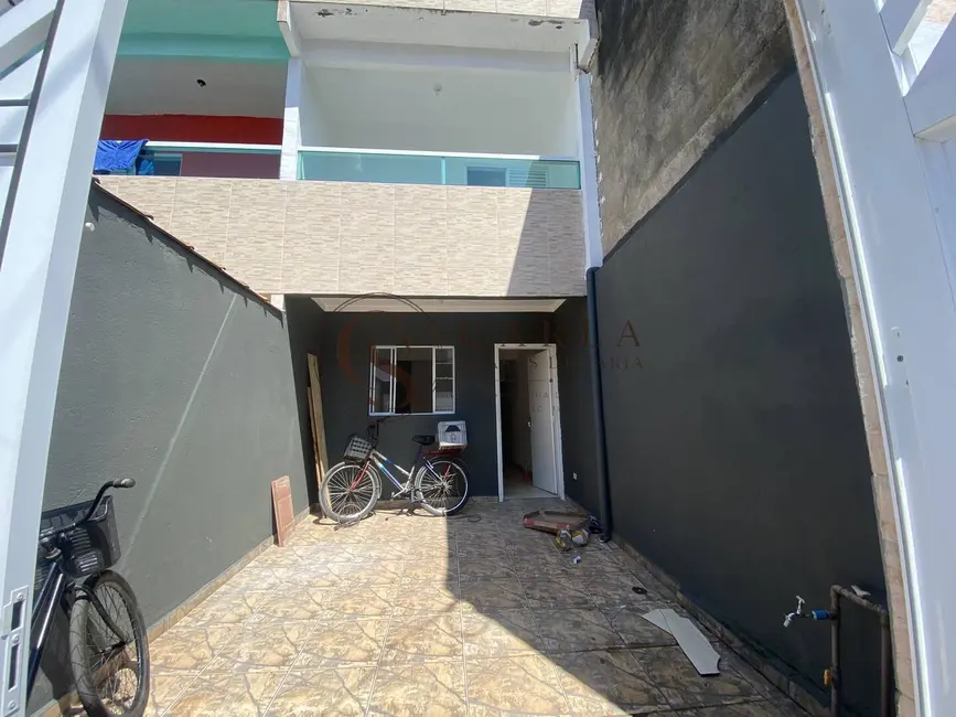 Sobrado com 2 quartos à venda, 70m2 em Vila Zilda, Guaruja - SP - imagem 6 Foto 6 de Sobrado com 2 quartos à venda, 70m2 em Vila Zilda, Guaruja - SP