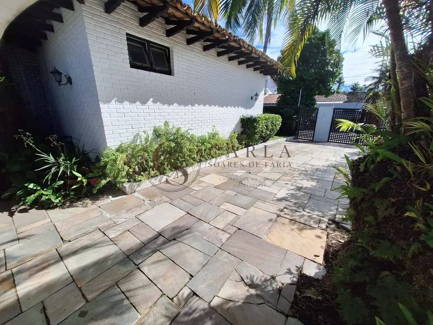 Casa com 5 quartos à venda, 450m2 em Jardim Virgínia, Guaruja - SP - imagem 4 Foto 4 de Casa com 5 quartos à venda, 450m2 em Jardim Virgínia, Guaruja - SP