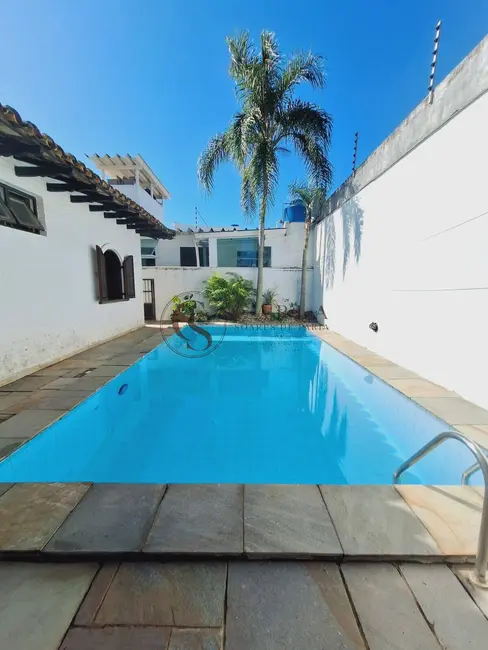Casa com 5 quartos à venda, 450m2 em Jardim Virgínia, Guaruja - SP - imagem 1 Foto 1 de Casa com 5 quartos à venda, 450m2 em Jardim Virgínia, Guaruja - SP