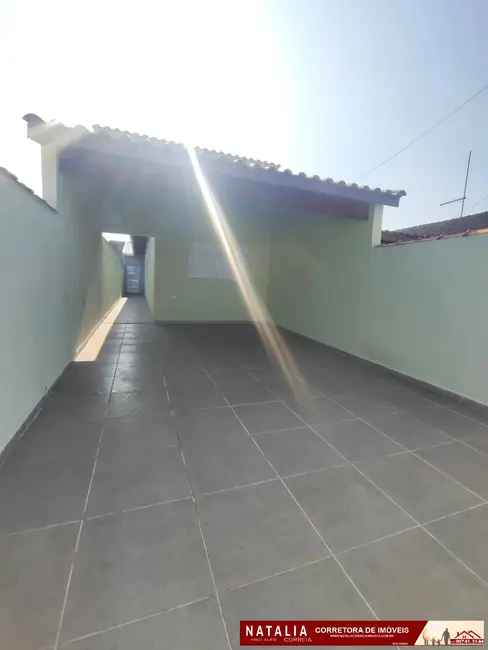 Foto 8 de Casa com 2 quartos à venda em Mongagua - SP