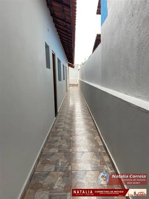 Foto 7 de Casa com 2 quartos à venda, 90m2 em Mongagua - SP