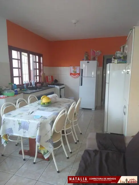 Foto 8 de Casa com 2 quartos à venda, 150m2 em Itanhaem - SP