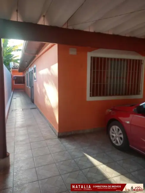 Foto 1 de Casa com 2 quartos à venda, 150m2 em Itanhaem - SP