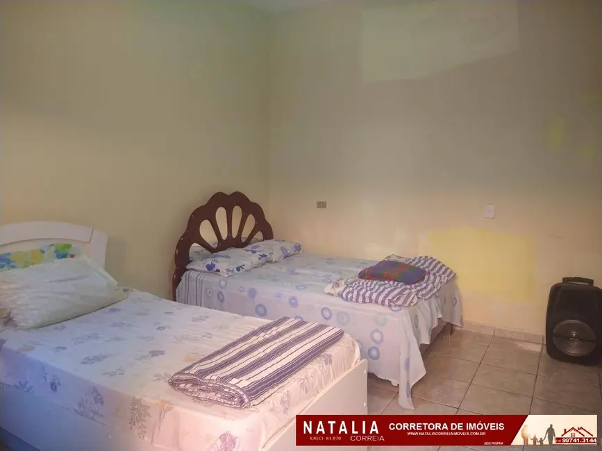 Foto 4 de Casa com 2 quartos à venda, 150m2 em Itanhaem - SP
