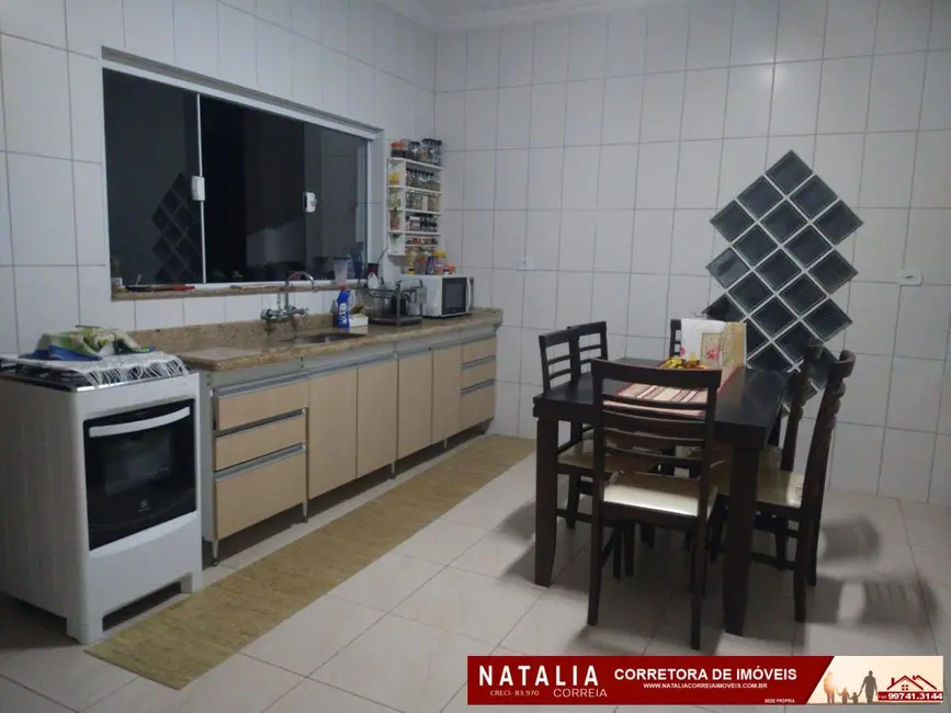 Foto 9 de Casa com 3 quartos à venda, 250m2 em Mongagua - SP
