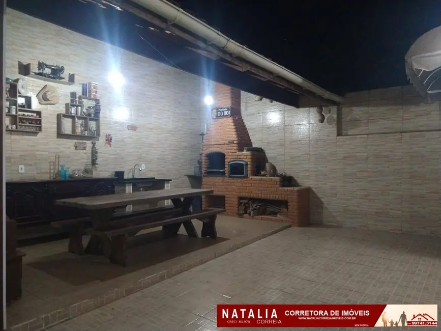 Foto 3 de Casa com 3 quartos à venda, 250m2 em Mongagua - SP
