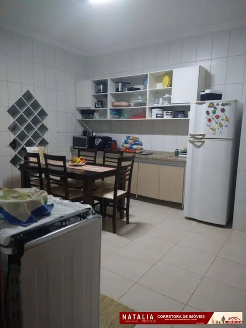 Foto 8 de Casa com 3 quartos à venda, 250m2 em Mongagua - SP